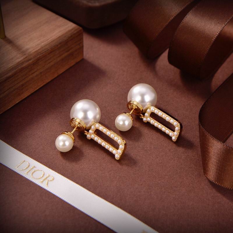 Dior Earring 04lyr374